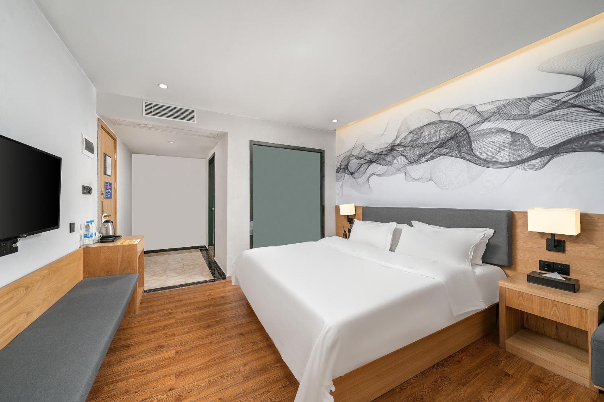 Felice Hotel-Guangzhou Baiyun International Airport Renhe Metro Station Branch גואנגג'ואו מראה חיצוני תמונה