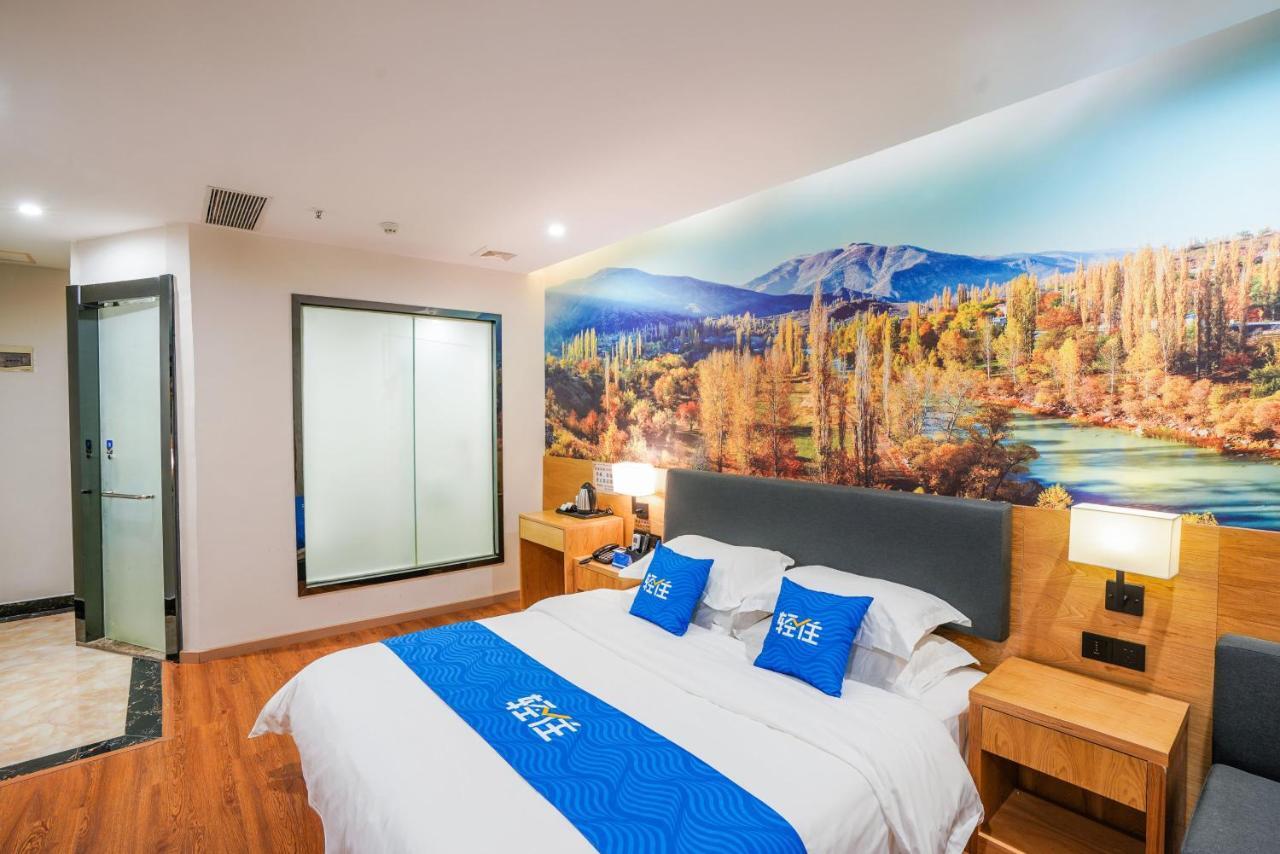Felice Hotel-Guangzhou Baiyun International Airport Renhe Metro Station Branch גואנגג'ואו מראה חיצוני תמונה